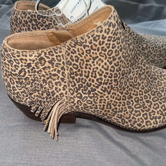 Lucky Brand Felisie waterproof suede leather fringe bootie women's size 10 - Picture 3 of 9